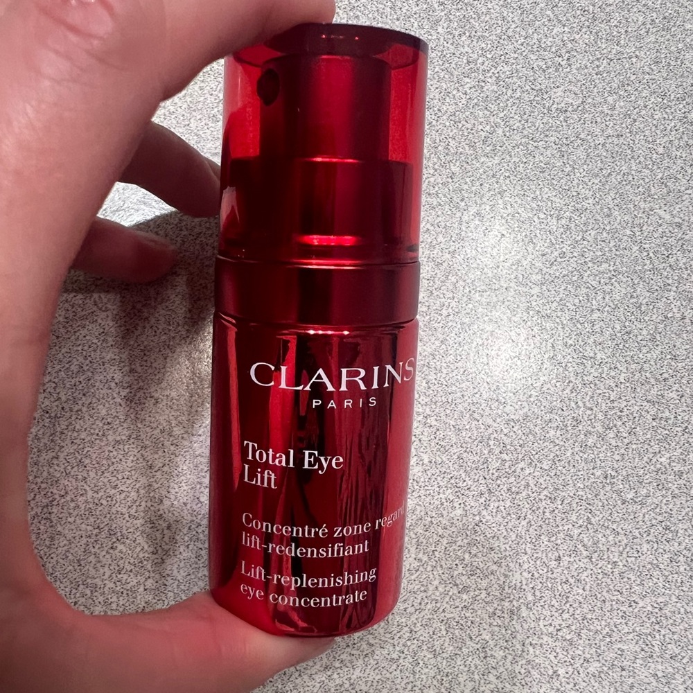 Clarins Total Eye Lift- NEW IN BOX